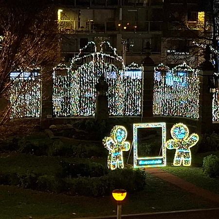 Lichtrijk En Comfortabel Hoekappartement Met Gratis Parking En Zeer Centraal Gelegen - Comme Chez Soi Ostend Luaran gambar